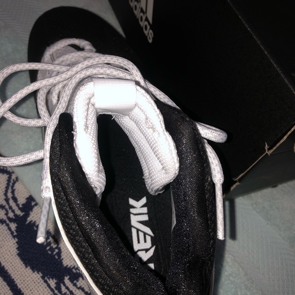 Adidas Freak Carbon Mid Cleats Black and White - Picture 4 of 5